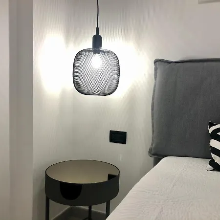Menouno House Apartamento Crispiano