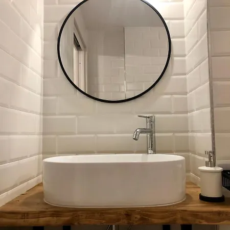 Menouno House Crispiano